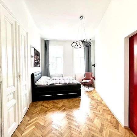 Iconic Suite_@O&R Vienna Exterior photo